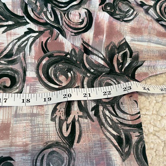 Nina Leonard Tunic Top Plus - Picture 5 of 8